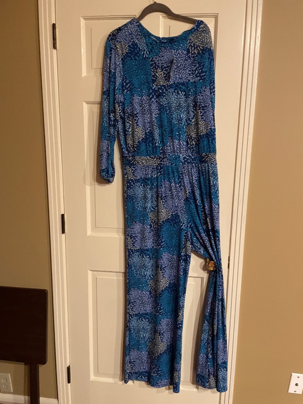 Jumpsuit - Picture 3 of 4